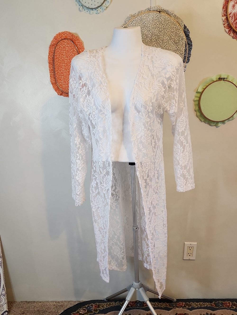 NYC White Sheer Floral Lace Tunic